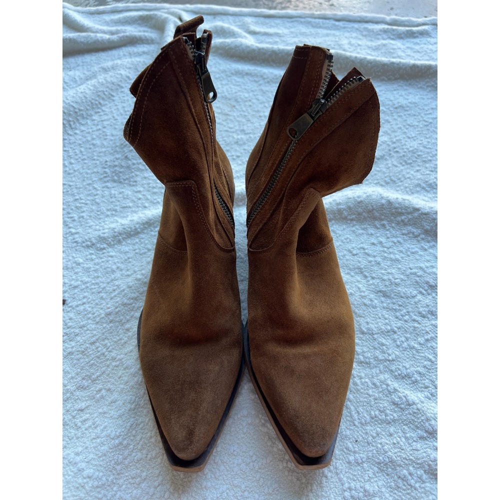 Sundance "Keep Your Soul" Brown Suede Pointed Toe Ankle Booties Size 39